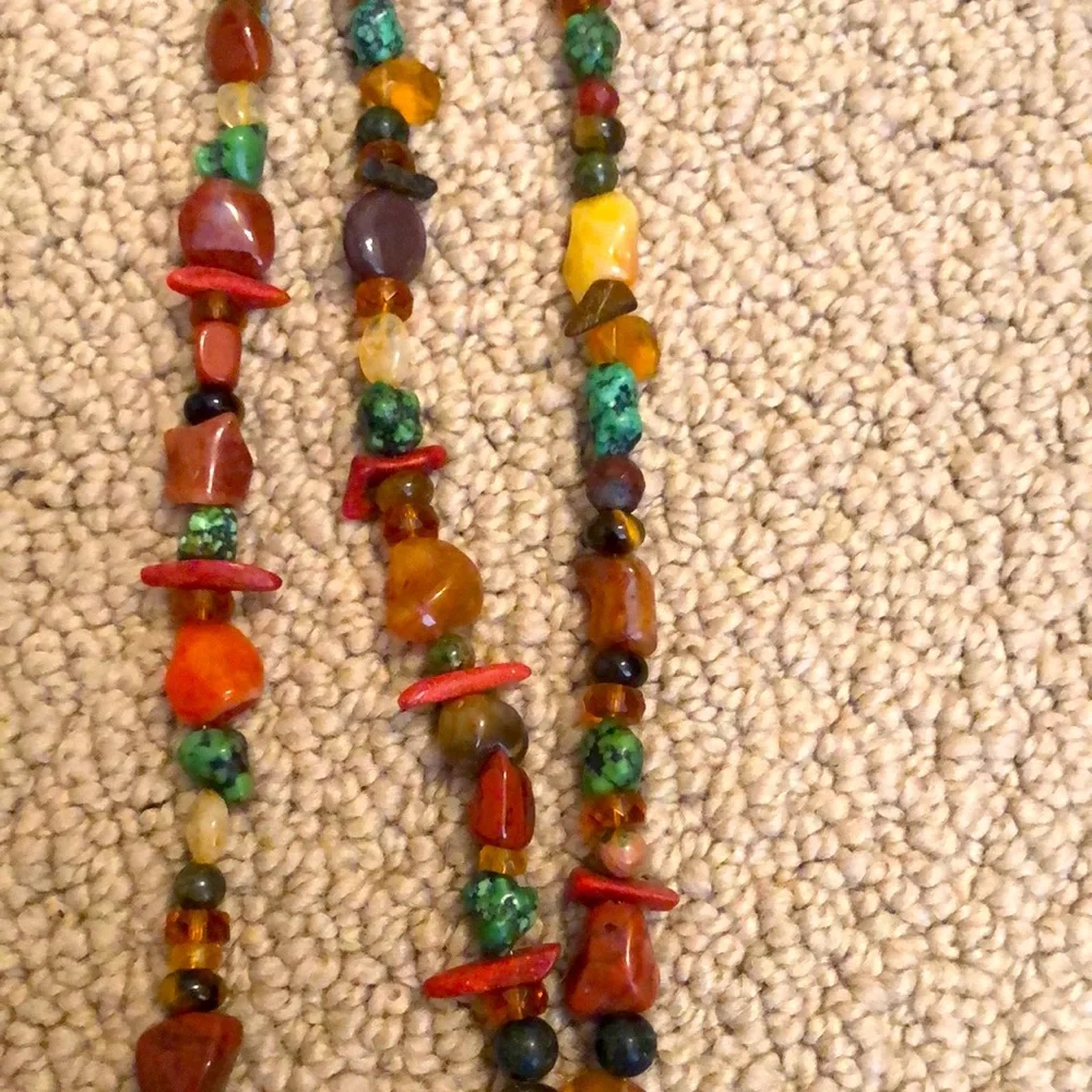 N/A beads more